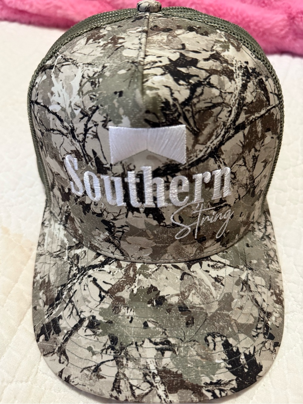 Southern String Camo Trucker Hat - Green/Tan/Black